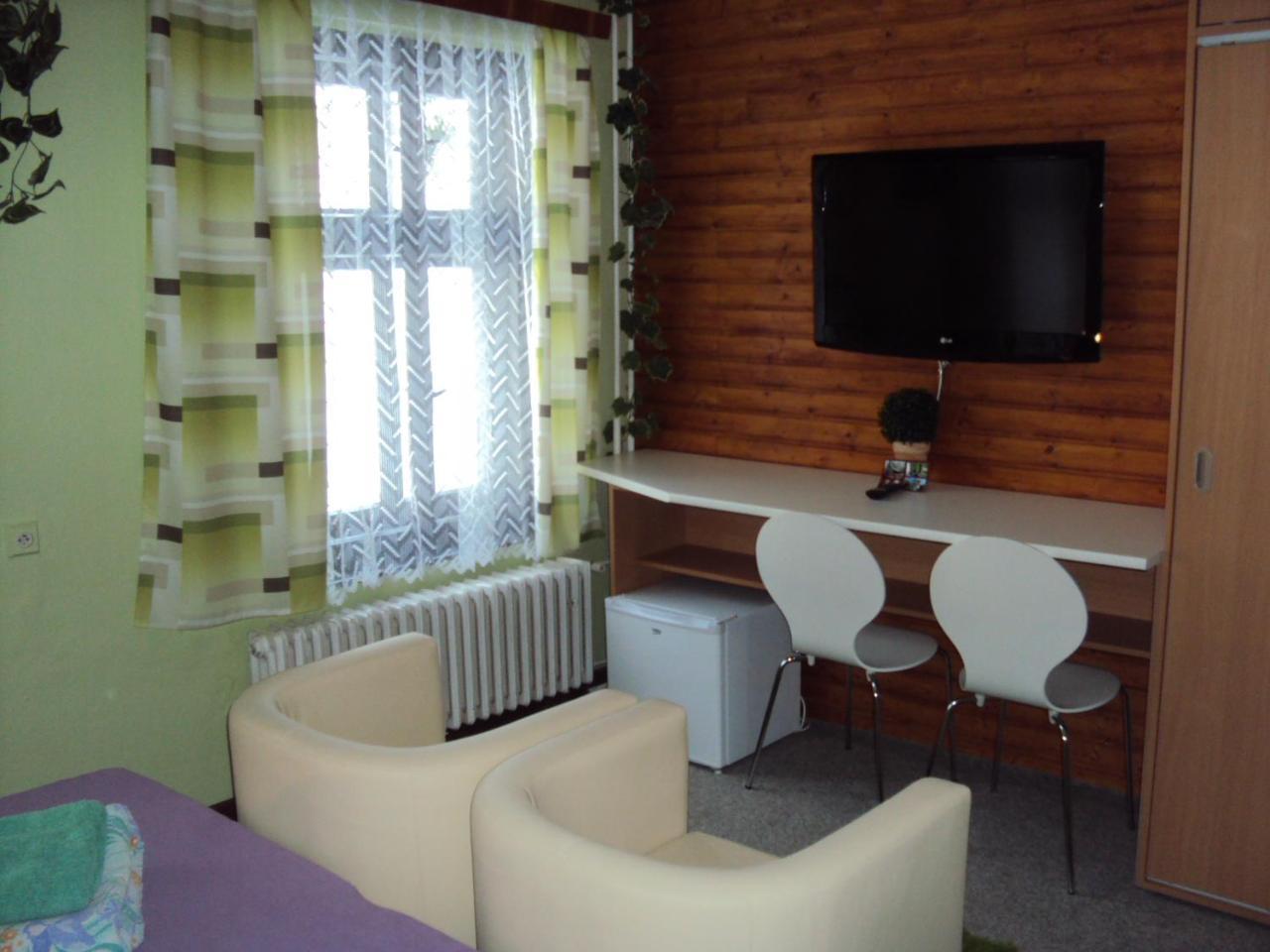 Hotel Zatisi Janske Lazne Exteriör bild